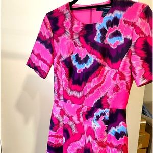 Gorgeous brightly colored mini dress. Perfect condition! Very comfortable